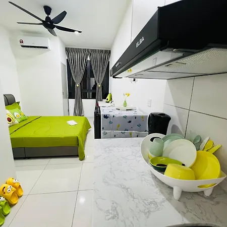 C&Y Horizon Suites Homestay Sepang - Klia Transit - Near Xiamen University Kampong Melot Exterior photo
