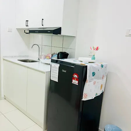C&Y Horizon Suites Homestay Sepang - Klia Transit - Near Xiamen University Kampong Melot Exterior photo