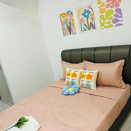 C&Y Horizon Suites Homestay Sepang - Klia Transit - Near Xiamen University Kampong Melot Exterior photo